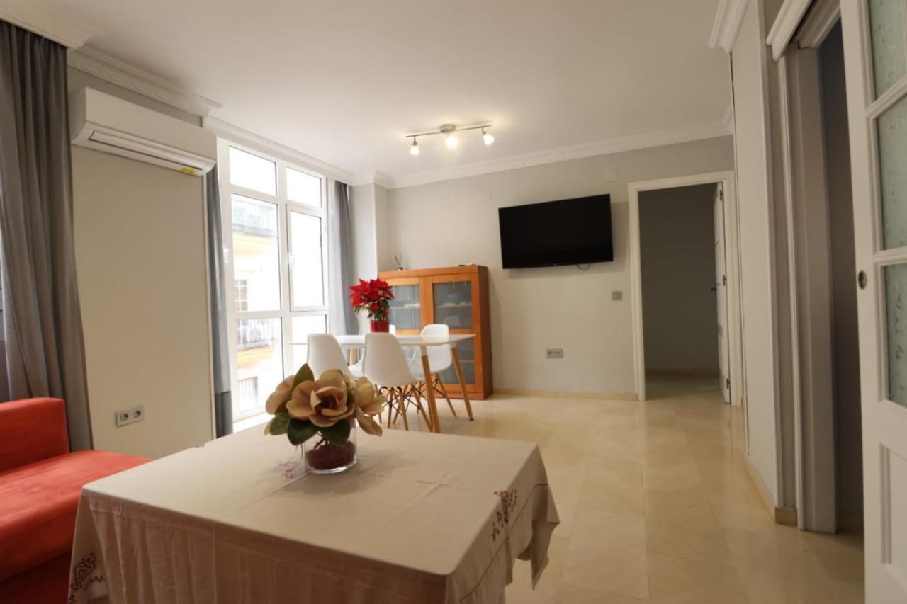 Piso En Pleno Centro De Huelva. Apartment Exterior photo