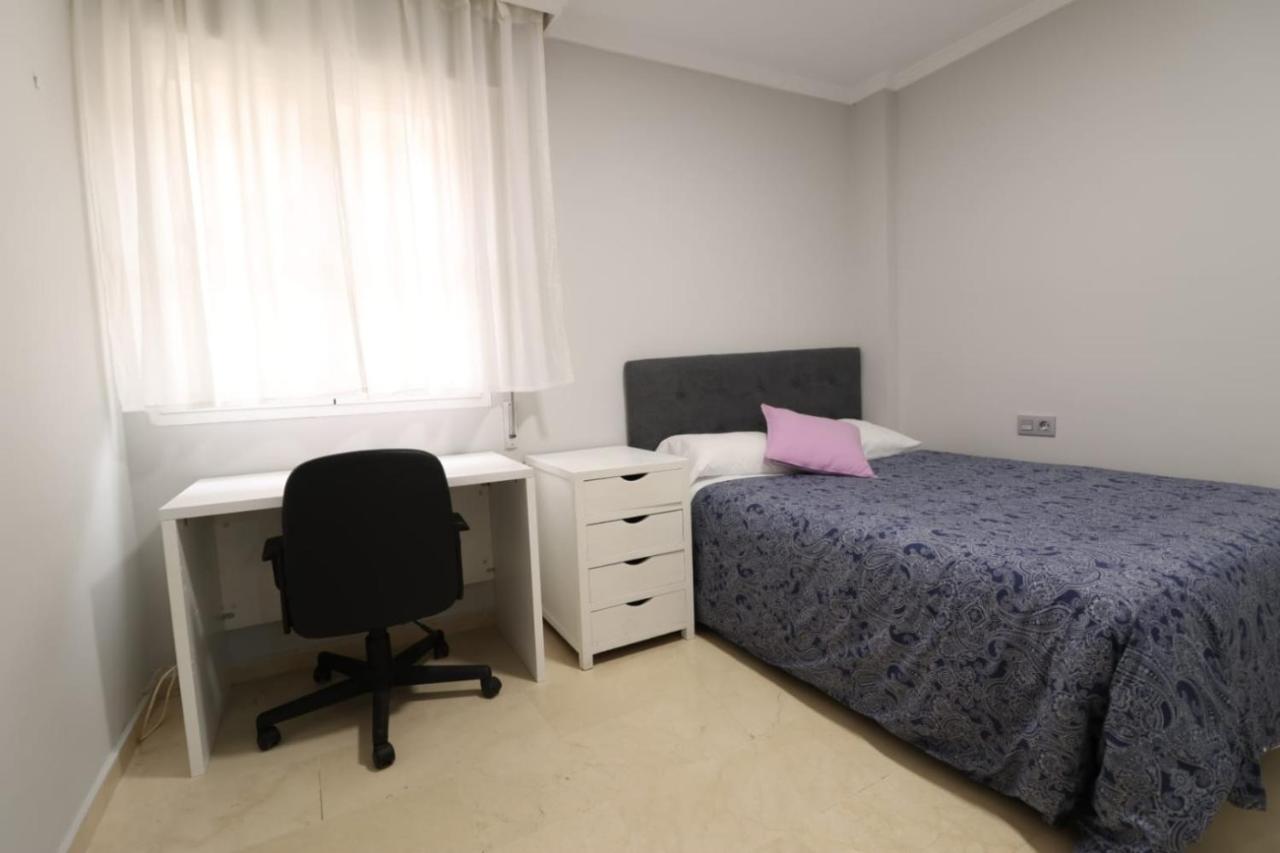 Piso En Pleno Centro De Huelva. Apartment Exterior photo